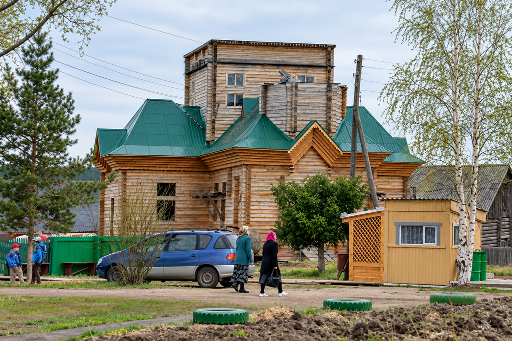 Церковь Святителя Николая Чудотворца в селе Карапчанка