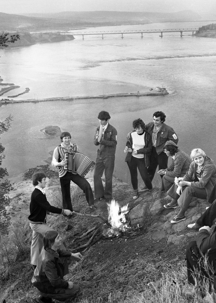На Ангаре в Усть-Илимске, 1980 г.