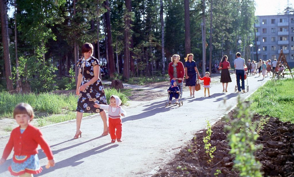 Усть-Илимск. Таёжная аллея, 1995 г.