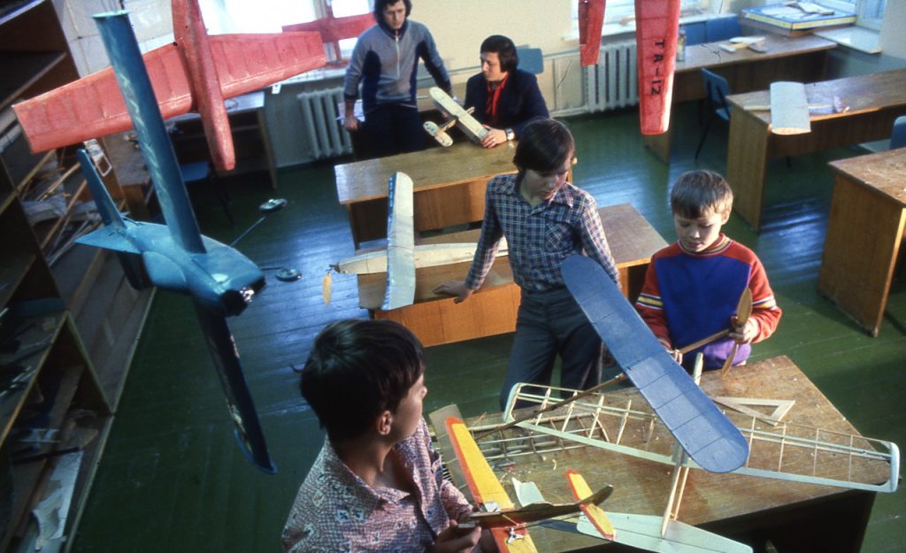 Усть-Илимск. Детский авиамодельный клуб, 1969 г.
