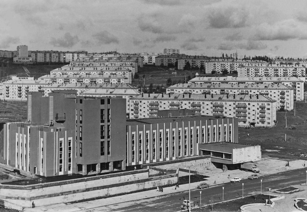 Старый город. ДК им. Наймушина